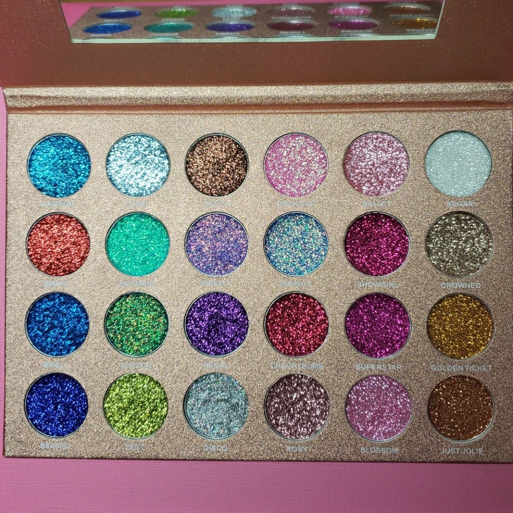 jolie Bomb Dot Com Glitter eyeshadow Palette